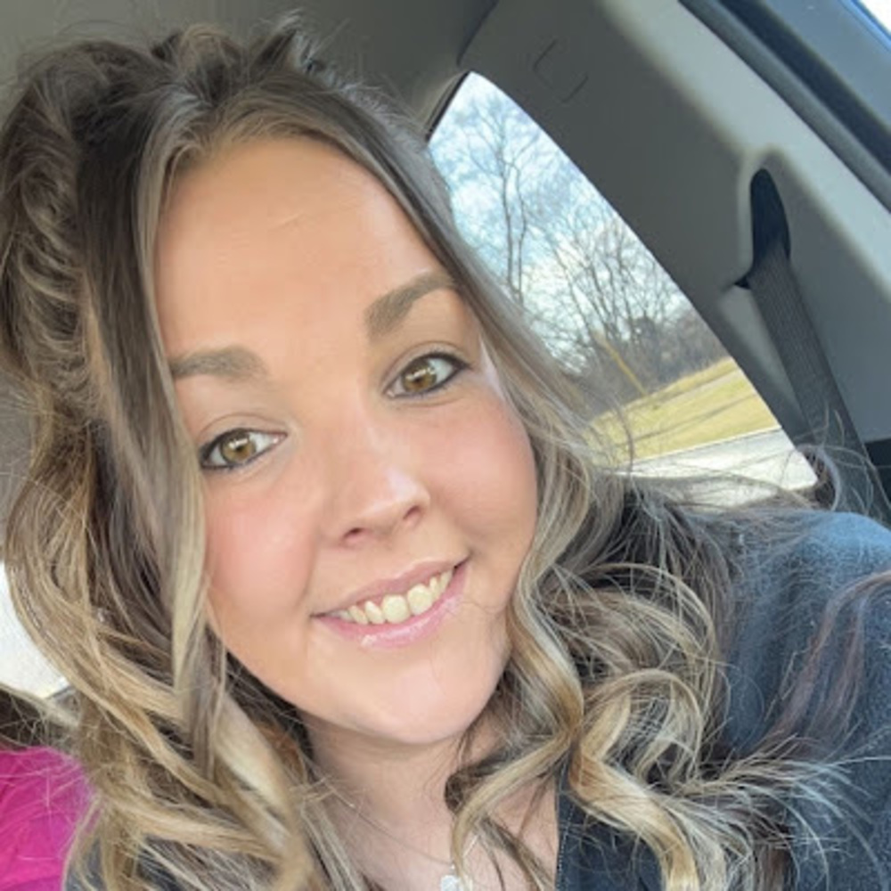 Meet your Posher, Jennifer
